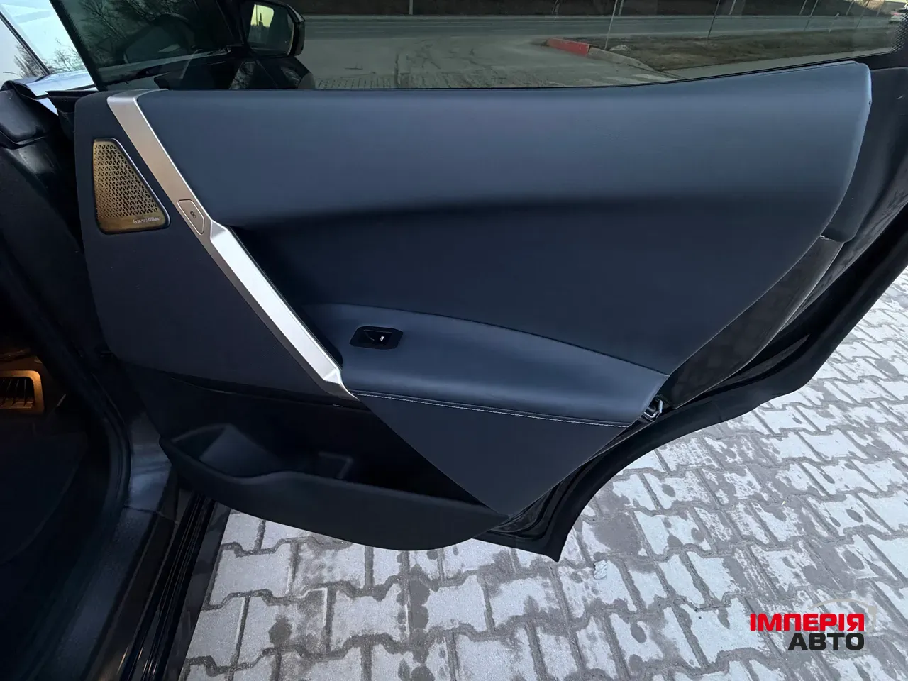 BMW iX - фото 26