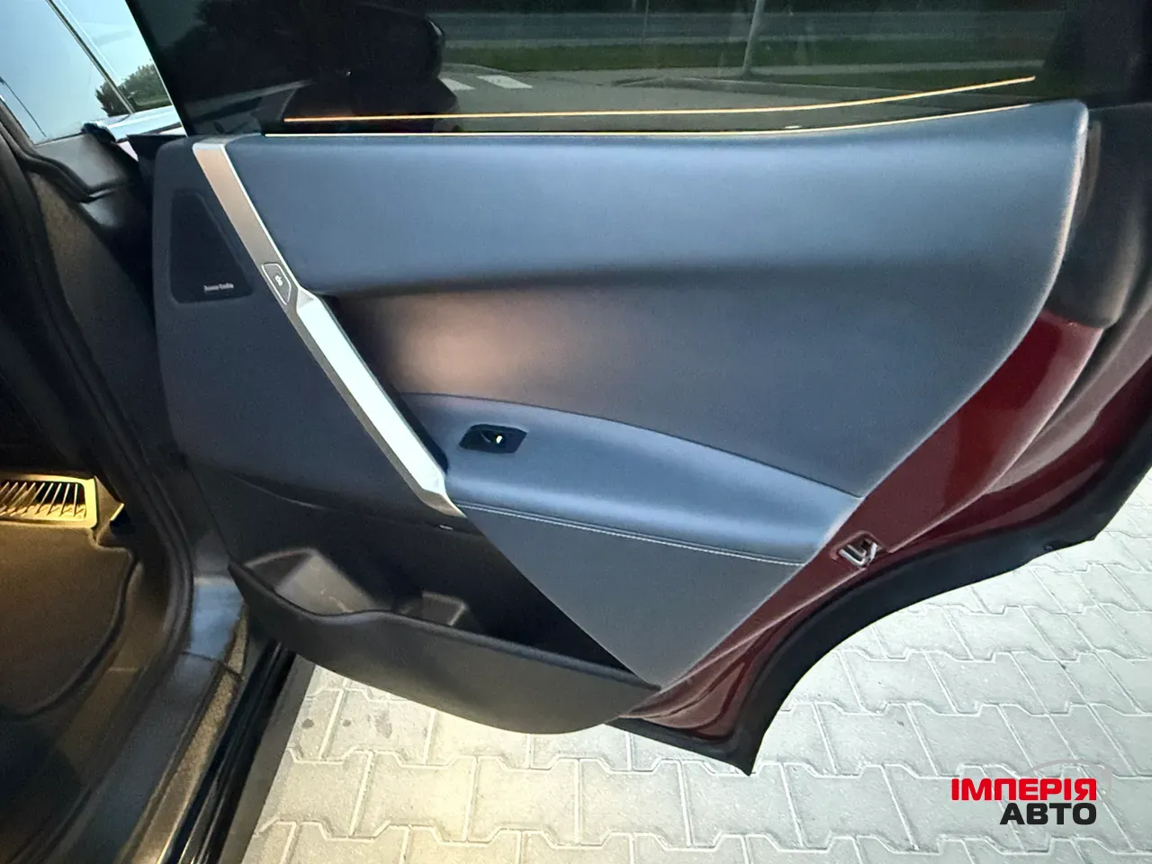 BMW iX - фото 25