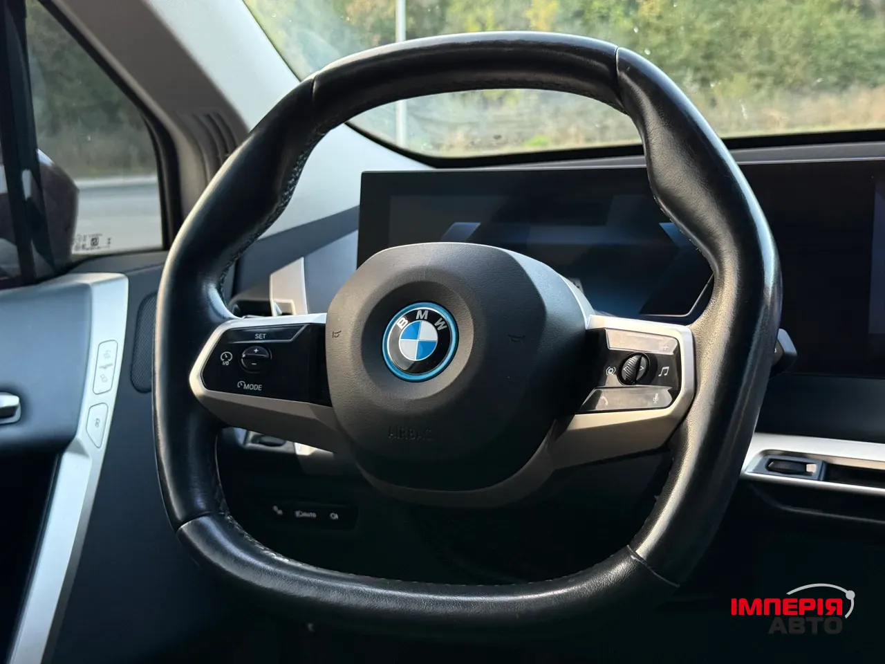 BMW iX - фото 75