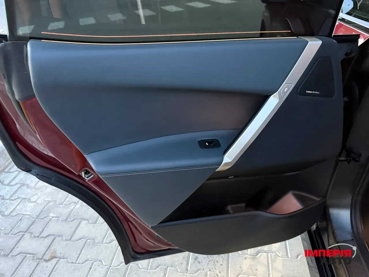 BMW iX - фото 17