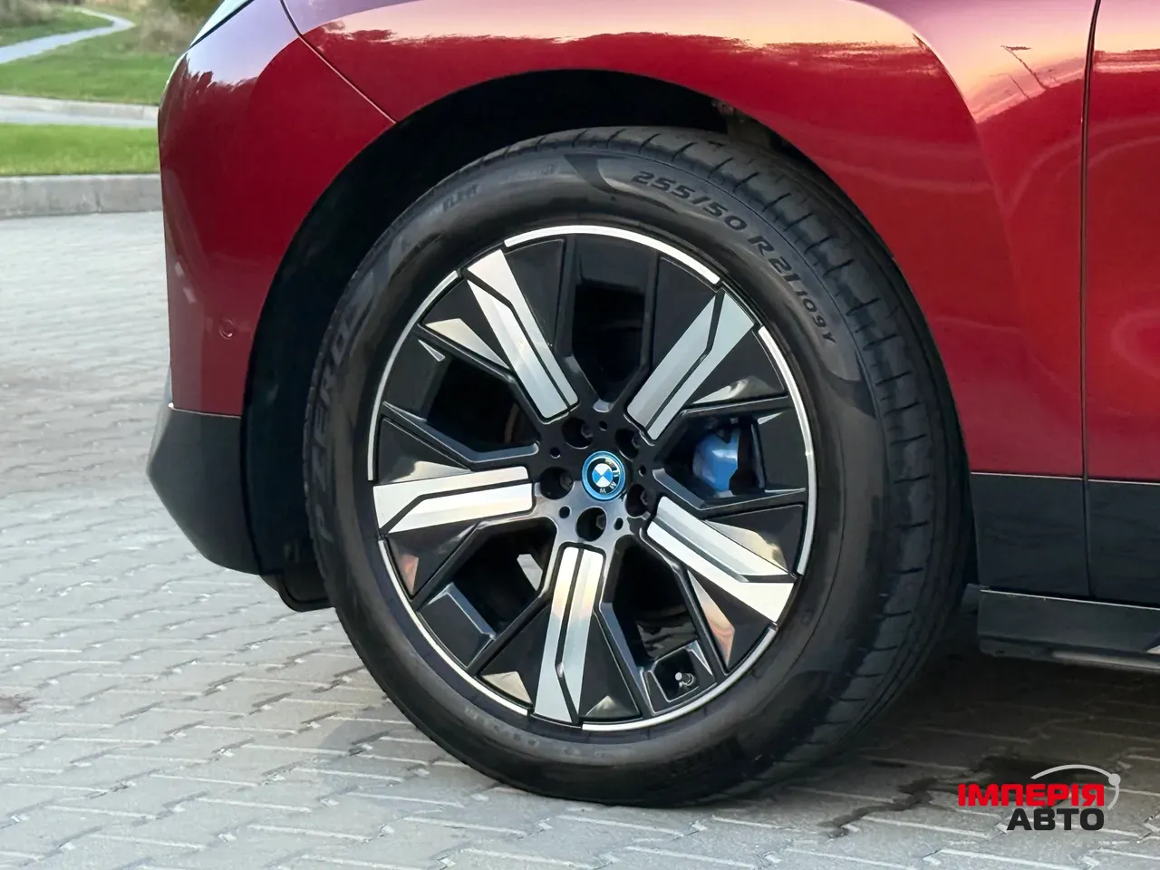 BMW iX - фото 11