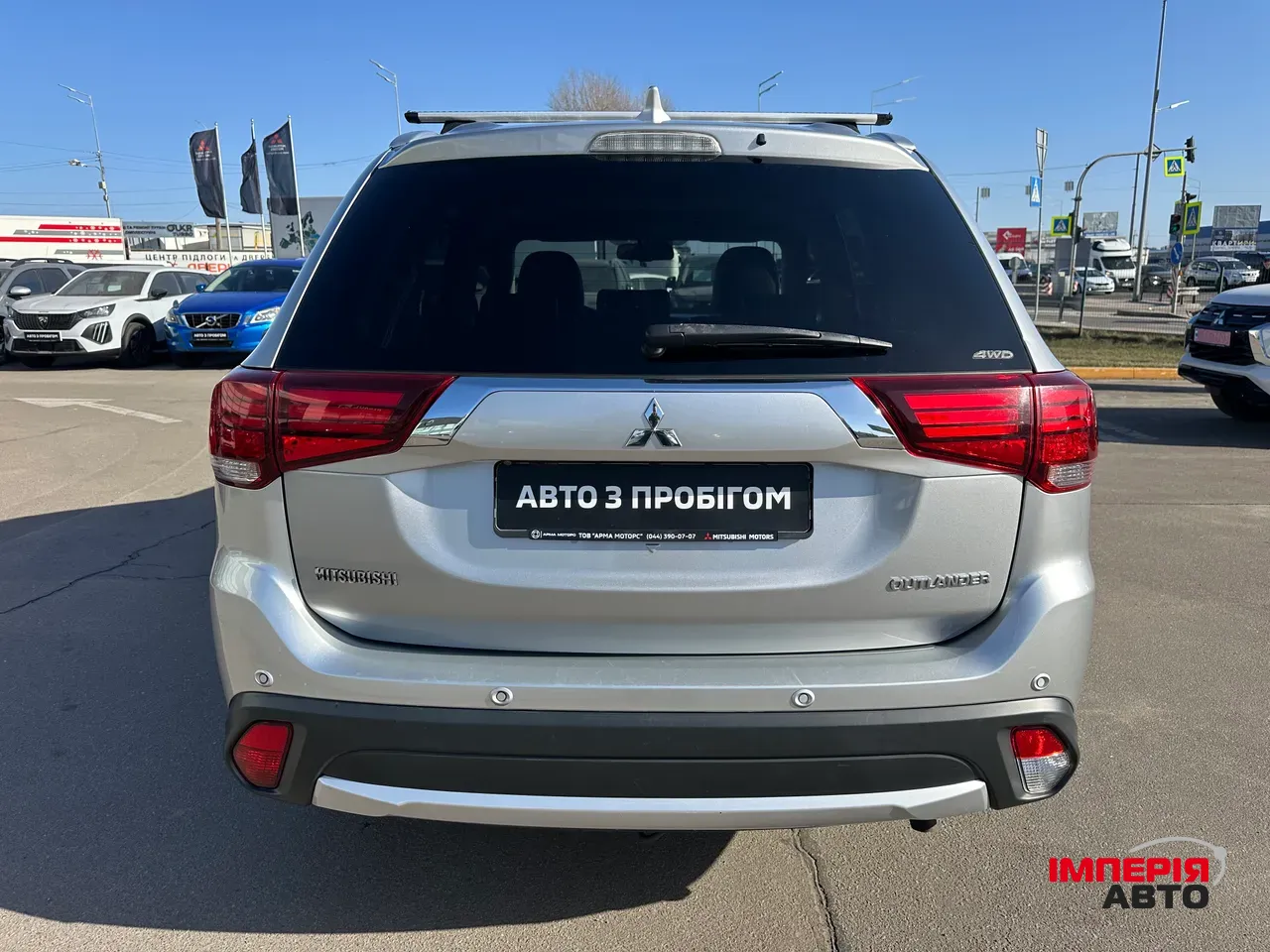 Mitsubishi Outlander - фото 6