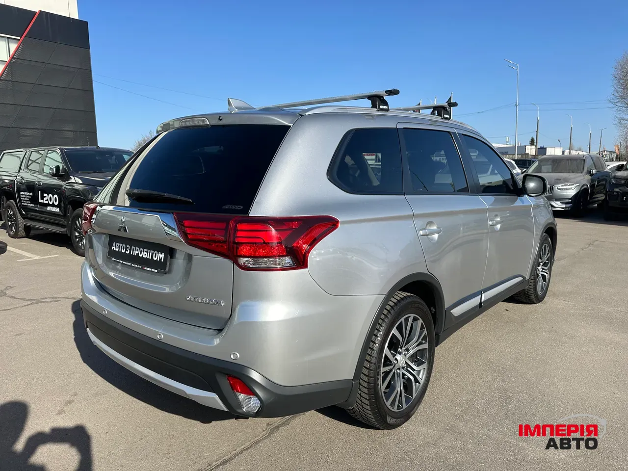 Mitsubishi Outlander - фото 7