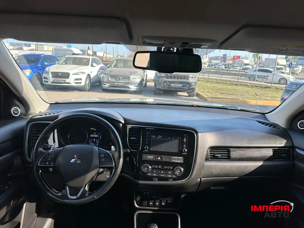 Mitsubishi Outlander - фото 15