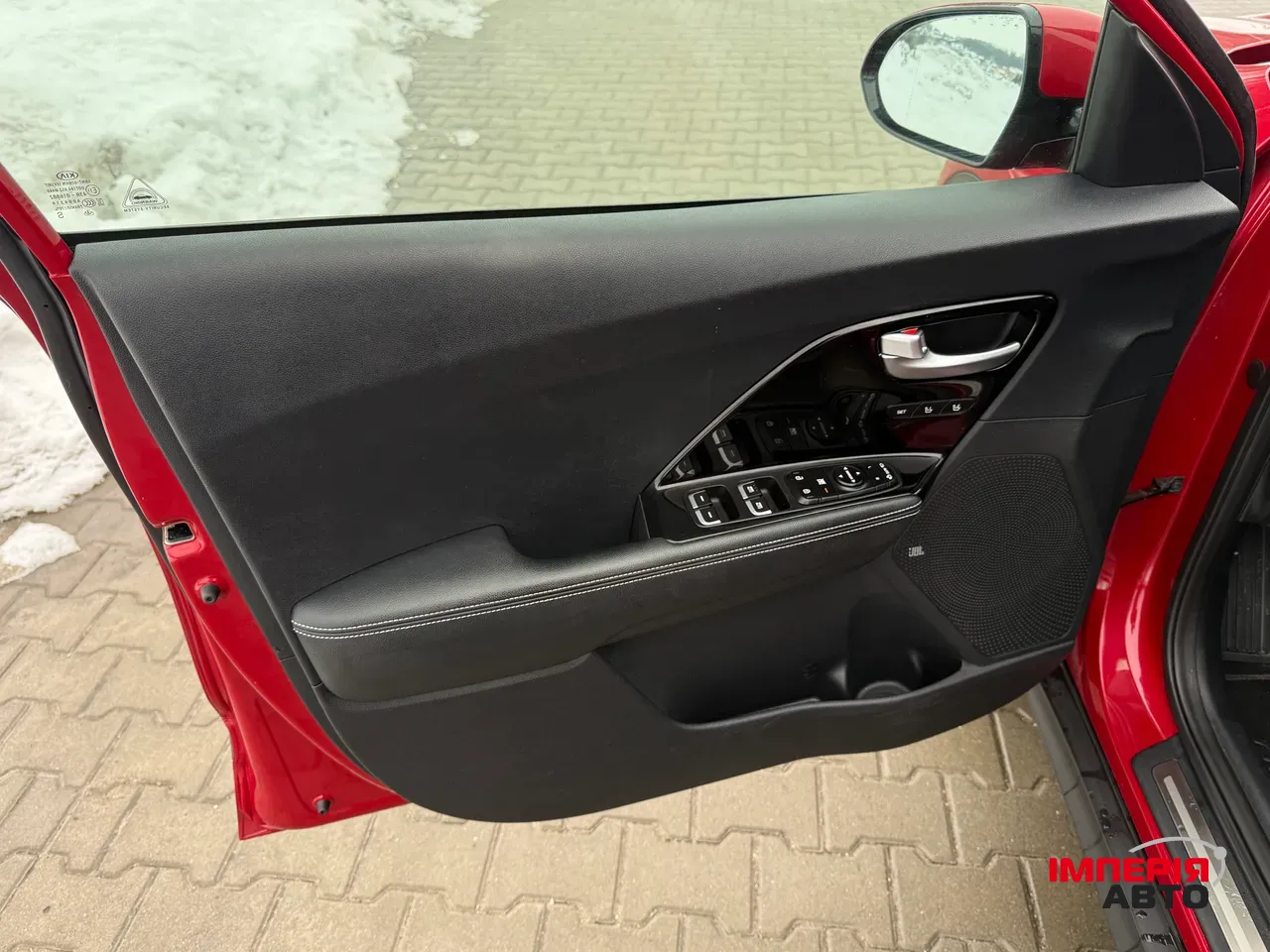 Kia Niro - фото 14