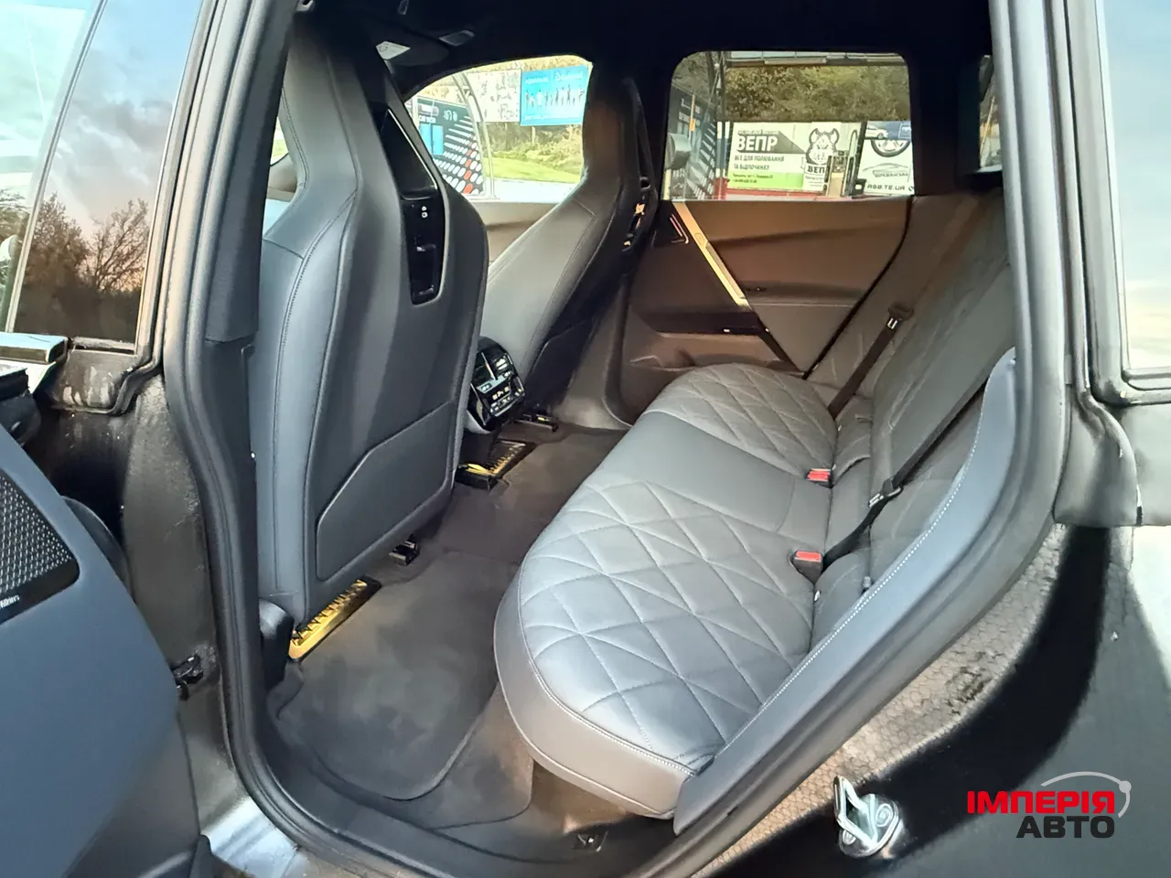 BMW iX - фото 17