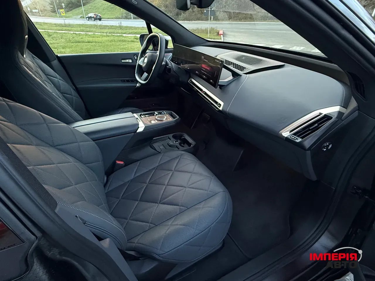 BMW iX - фото 25