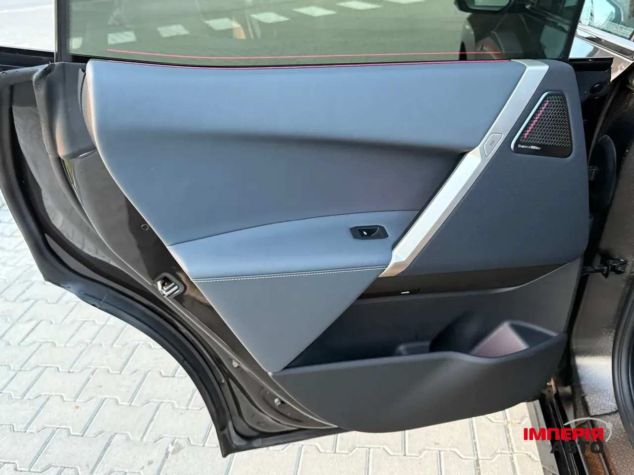 BMW iX - фото 16