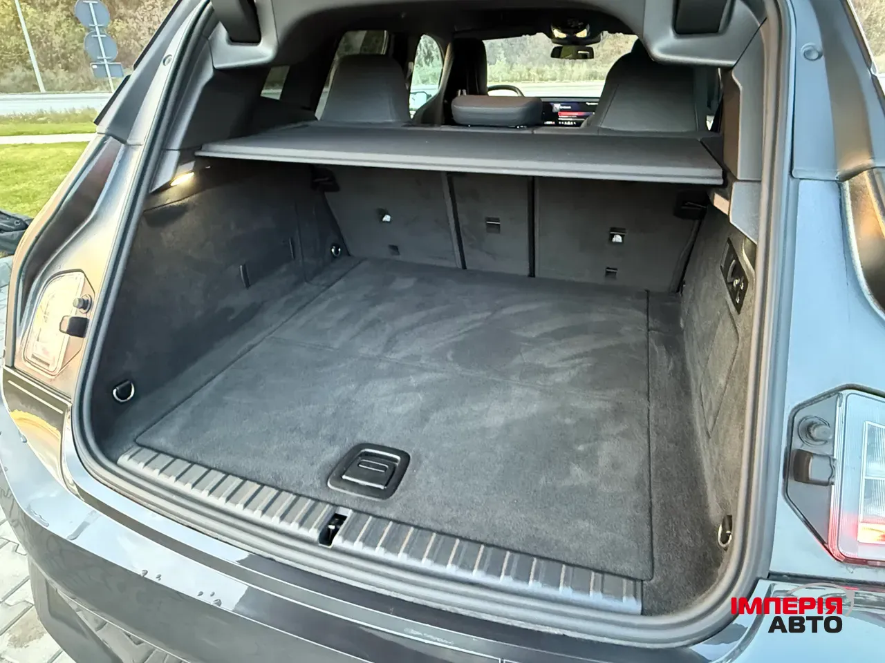 BMW iX - фото 18