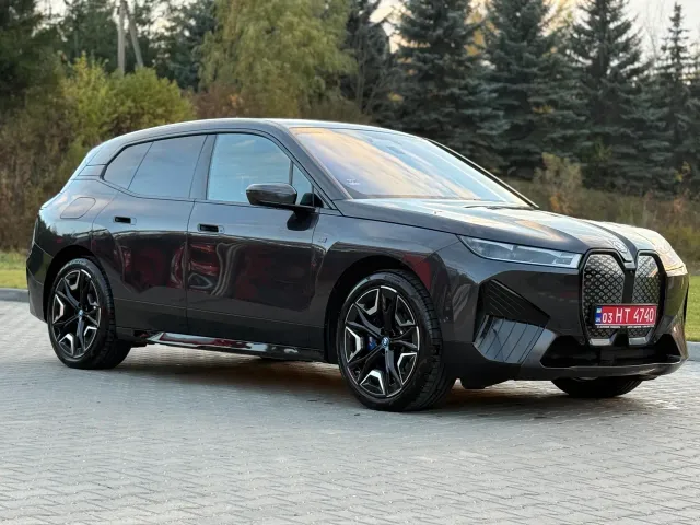 BMW iX - фото 2