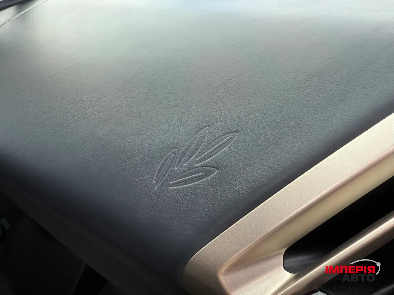 BMW iX - фото 25