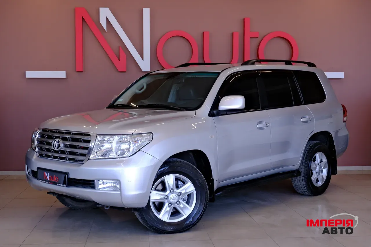 Toyota Land Cruiser - фото 1