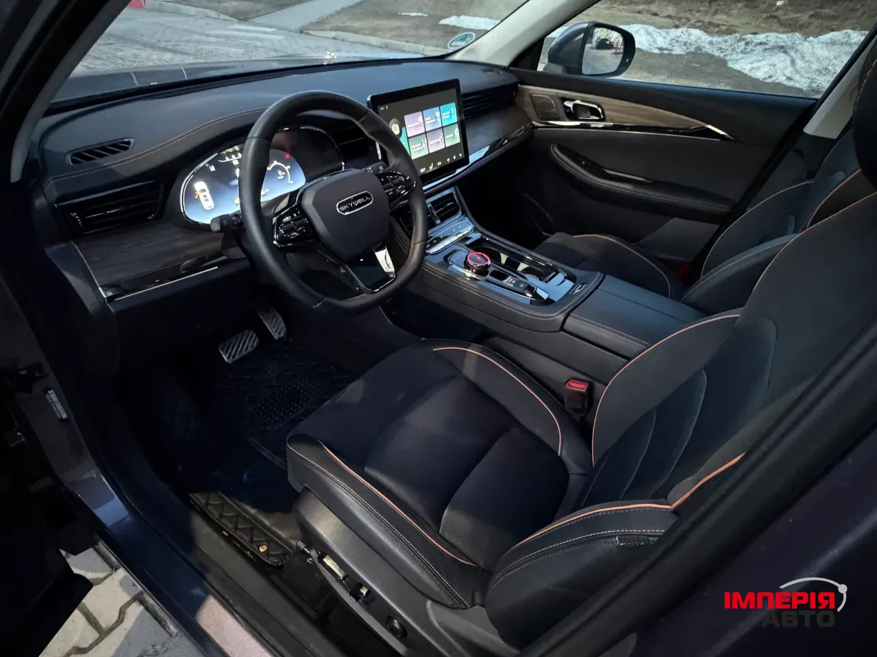 Skywell ET5 - фото 16