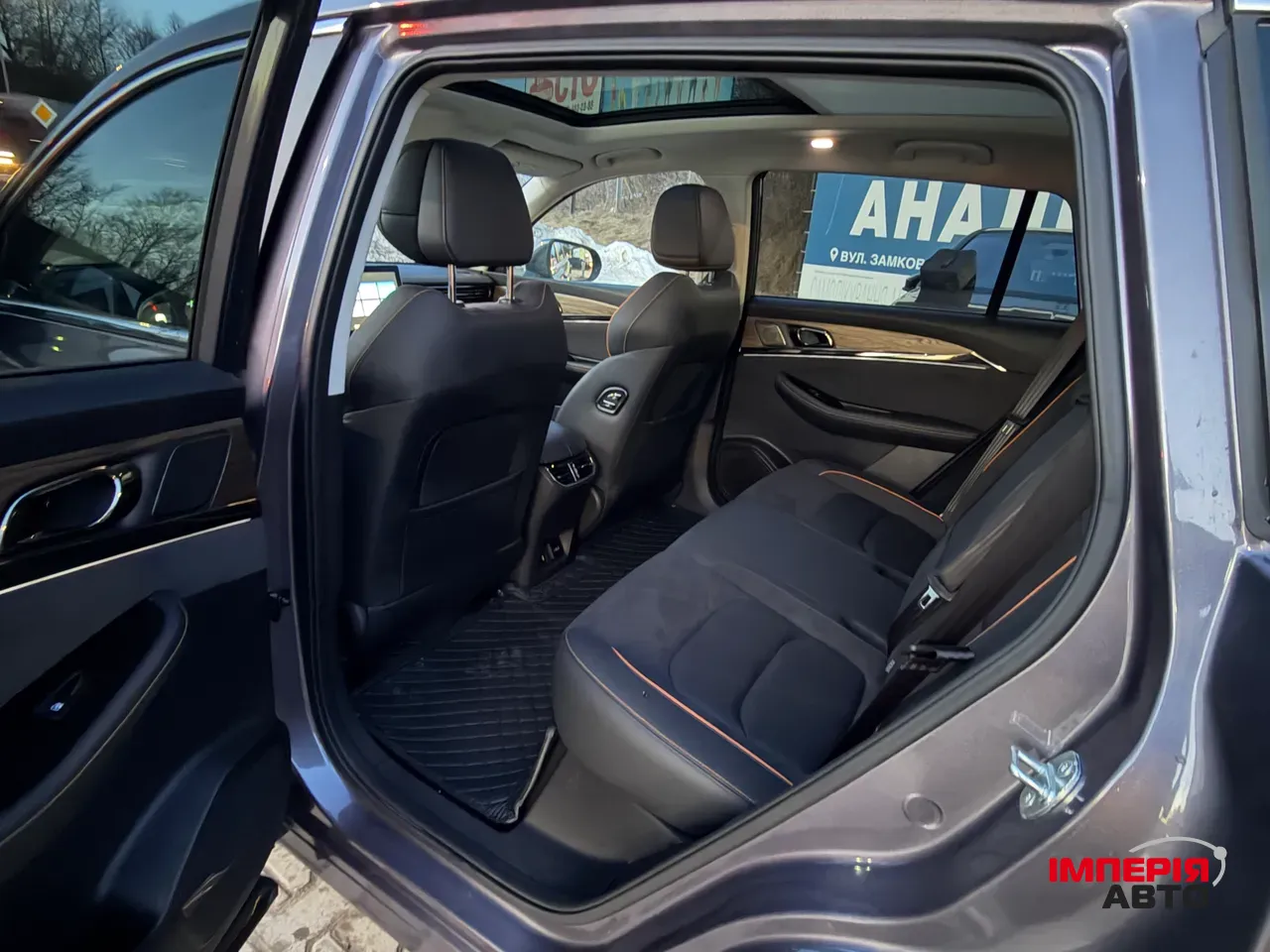 Skywell ET5 - фото 30