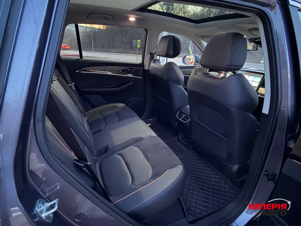 Skywell ET5 - фото 23