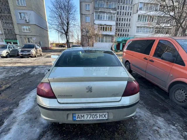 Peugeot 407 - фото 4