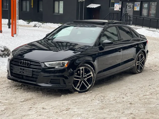 Audi A3 - фото 5