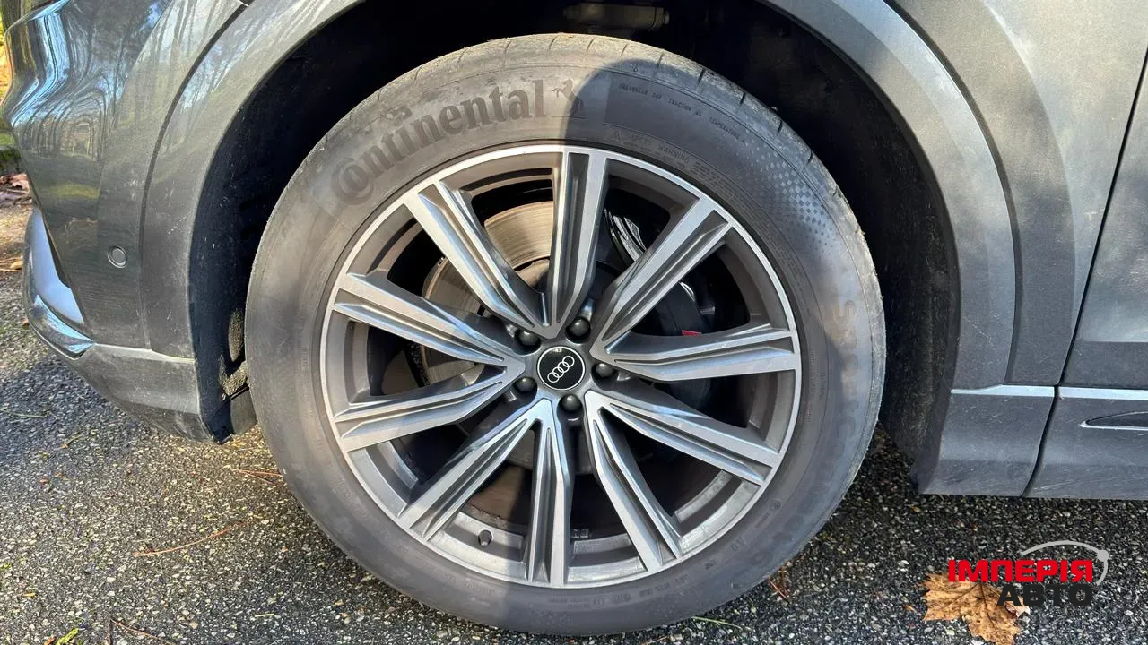 Audi SQ8 - фото 7