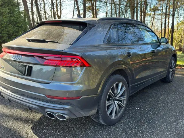 Audi SQ8 - фото 4