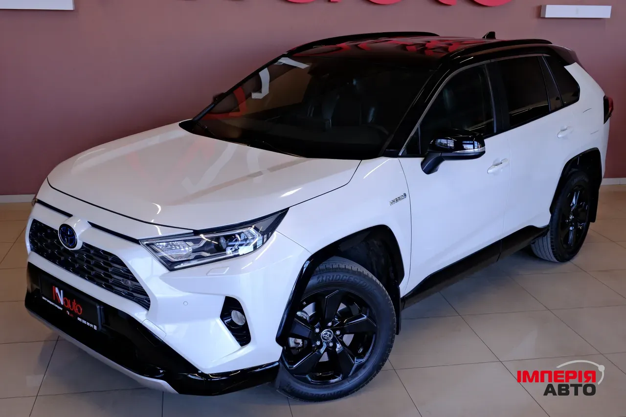 Toyota RAV4 - фото 2
