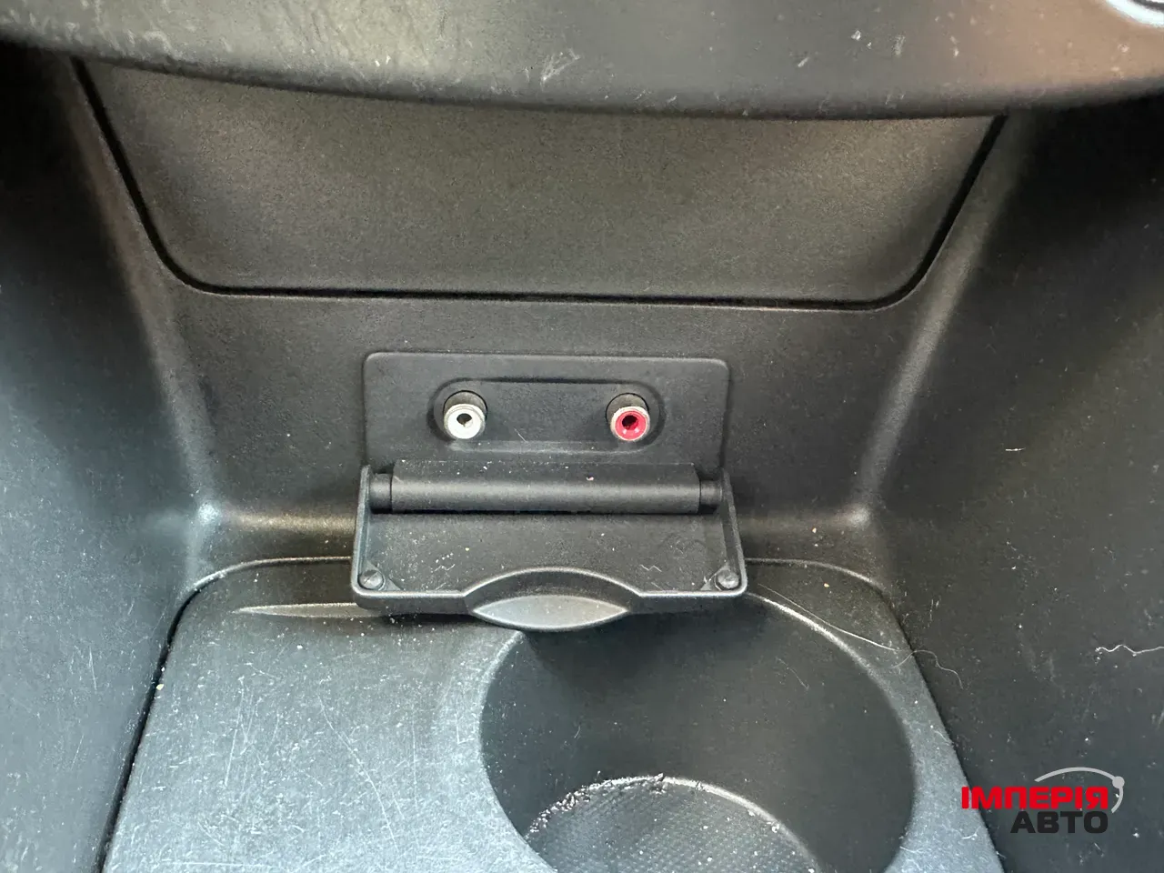 Renault Fluence - фото 23