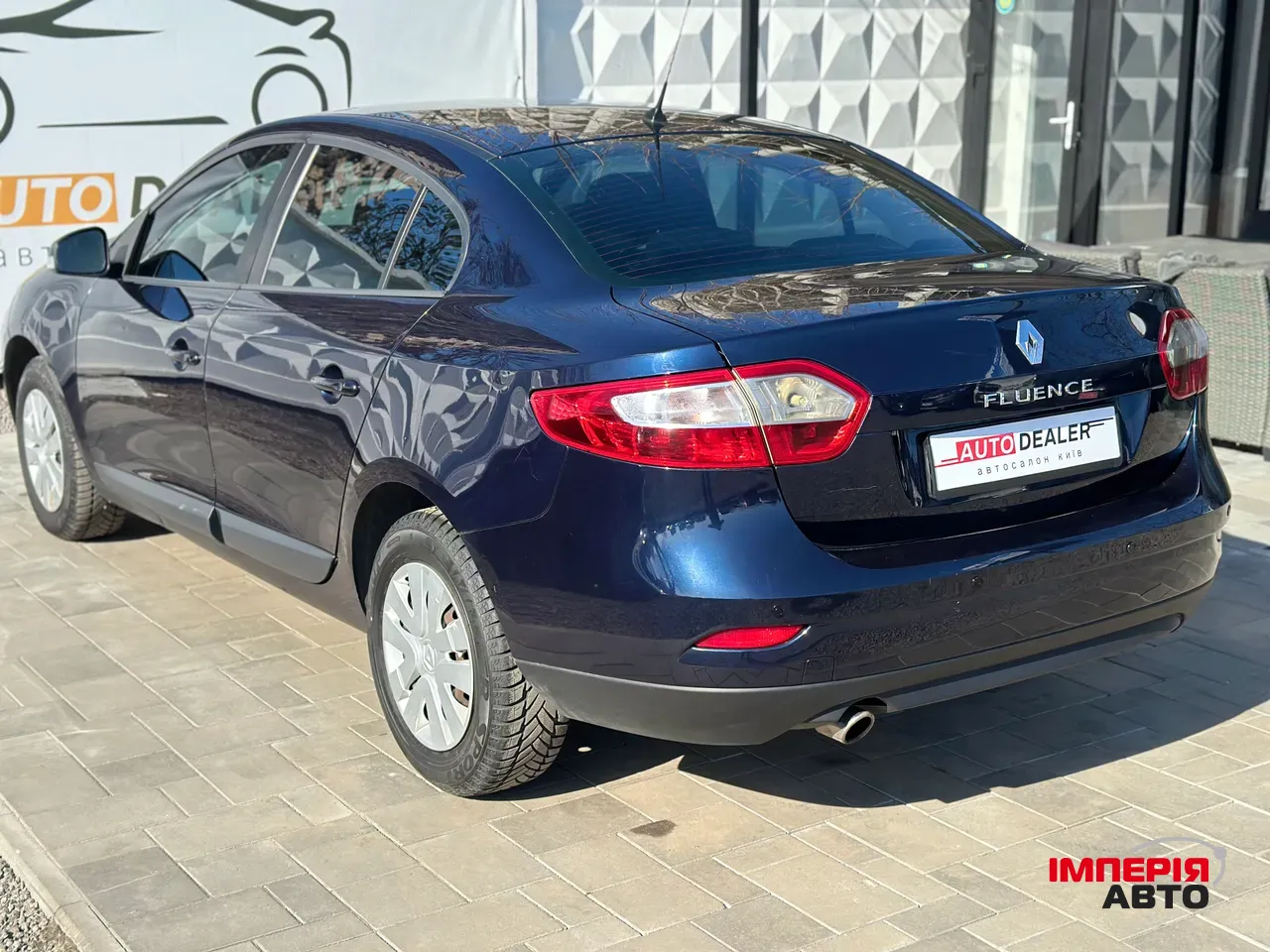 Renault Fluence - фото 8