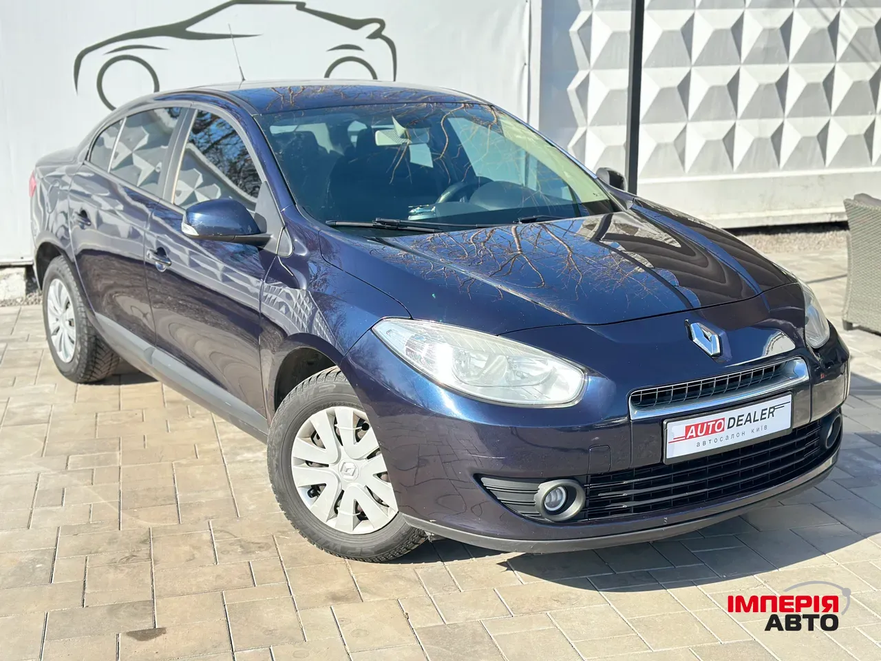 Renault Fluence - фото 1