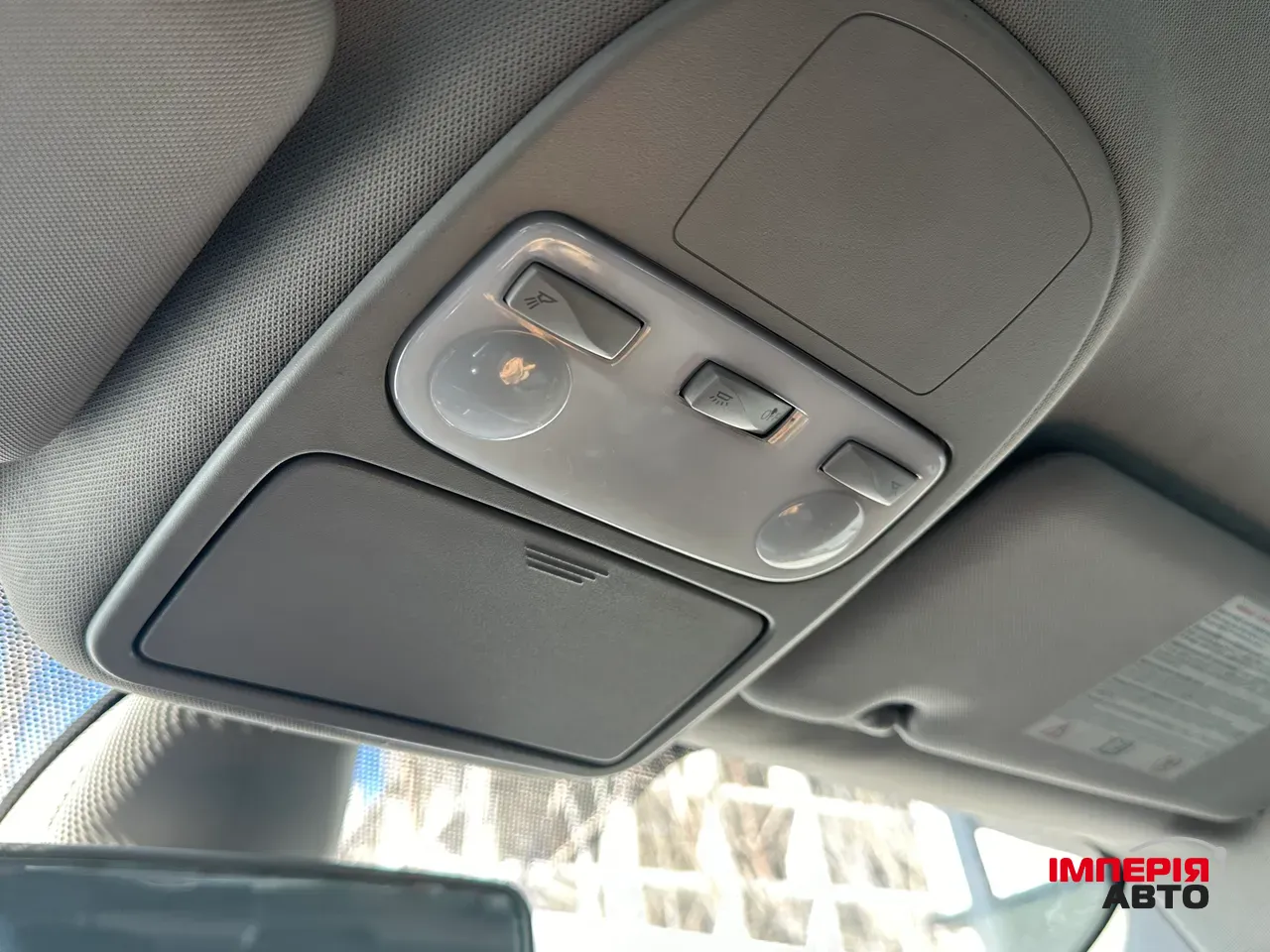 Renault Fluence - фото 24