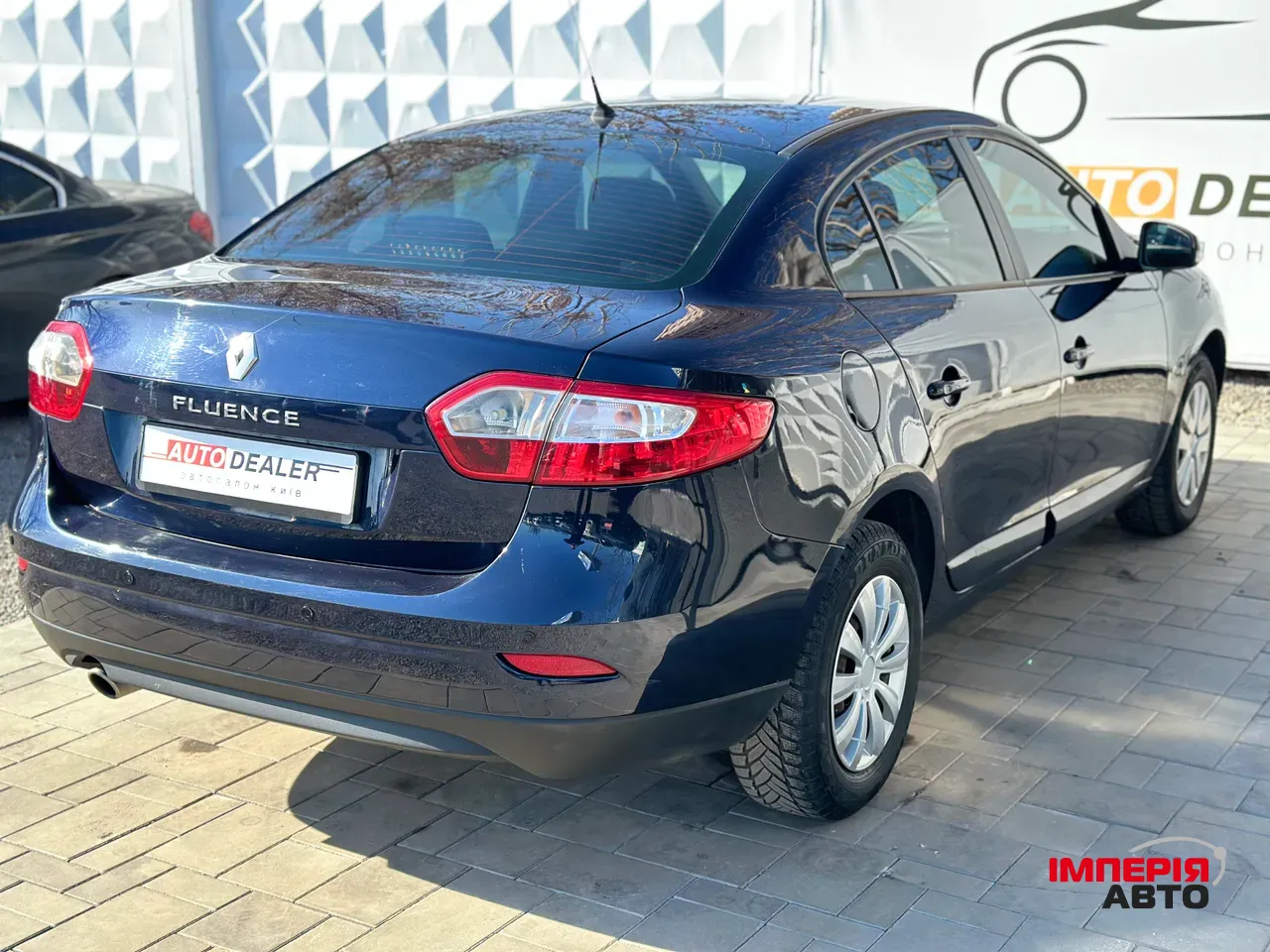 Renault Fluence - фото 10