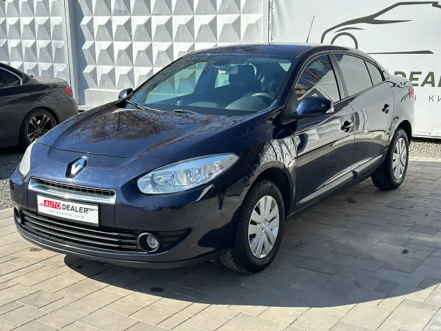 Renault Fluence - фото 3