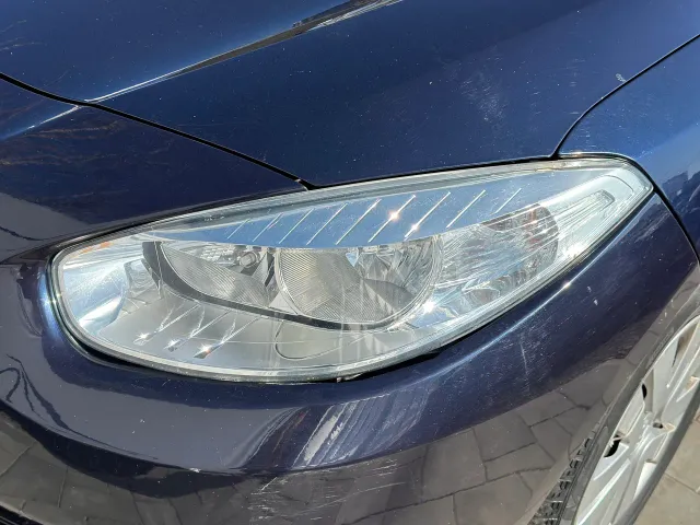 Renault Fluence - фото 4