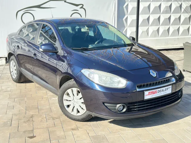 Renault Fluence - фото 1
