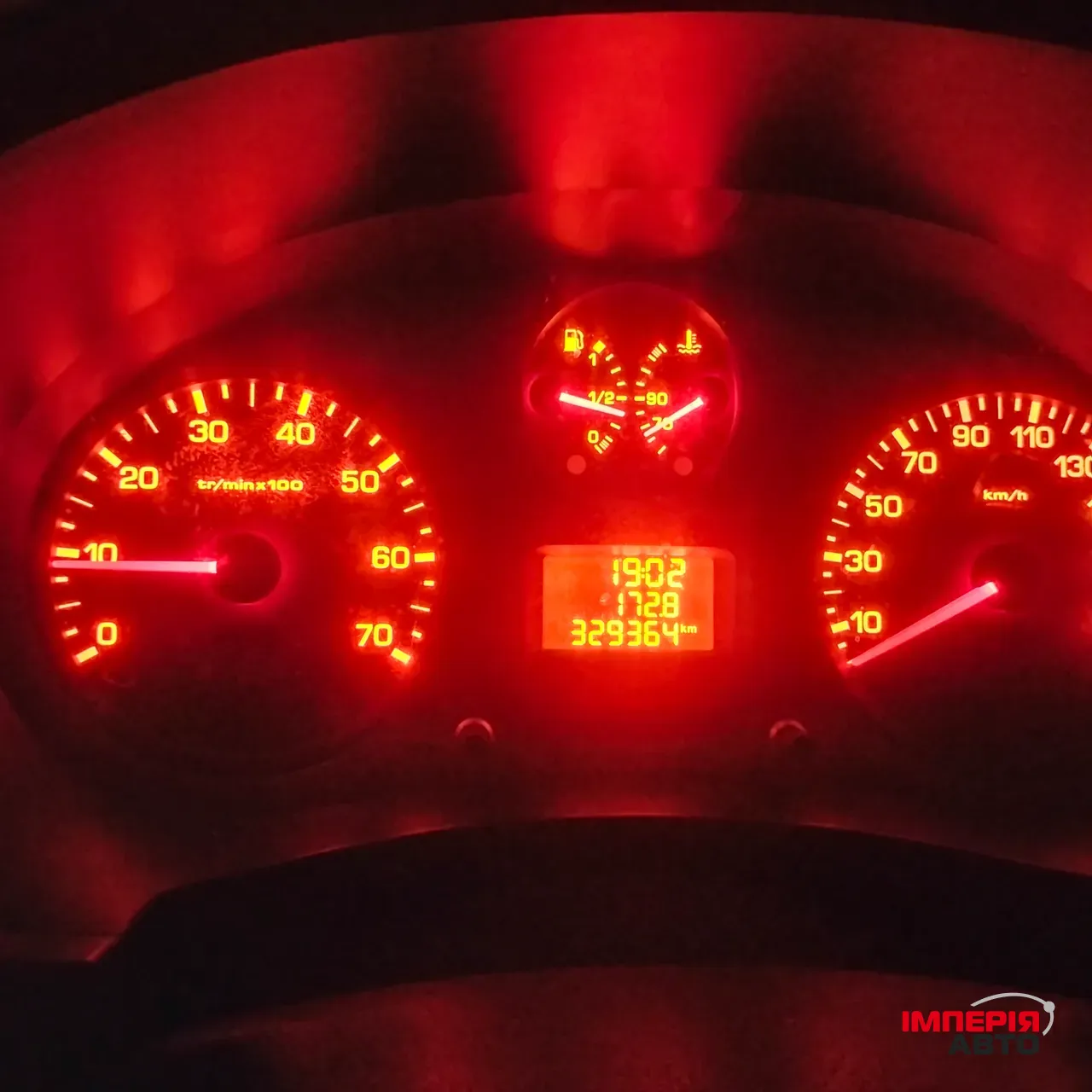 Peugeot Partner - фото 1