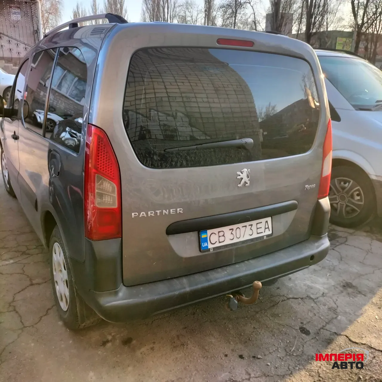 Peugeot Partner - фото 4