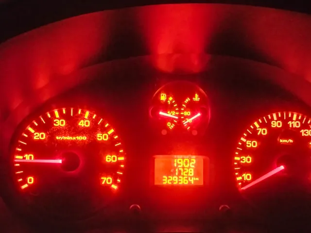 Peugeot Partner - фото 1