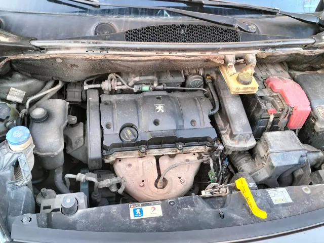 Peugeot Partner - фото 5