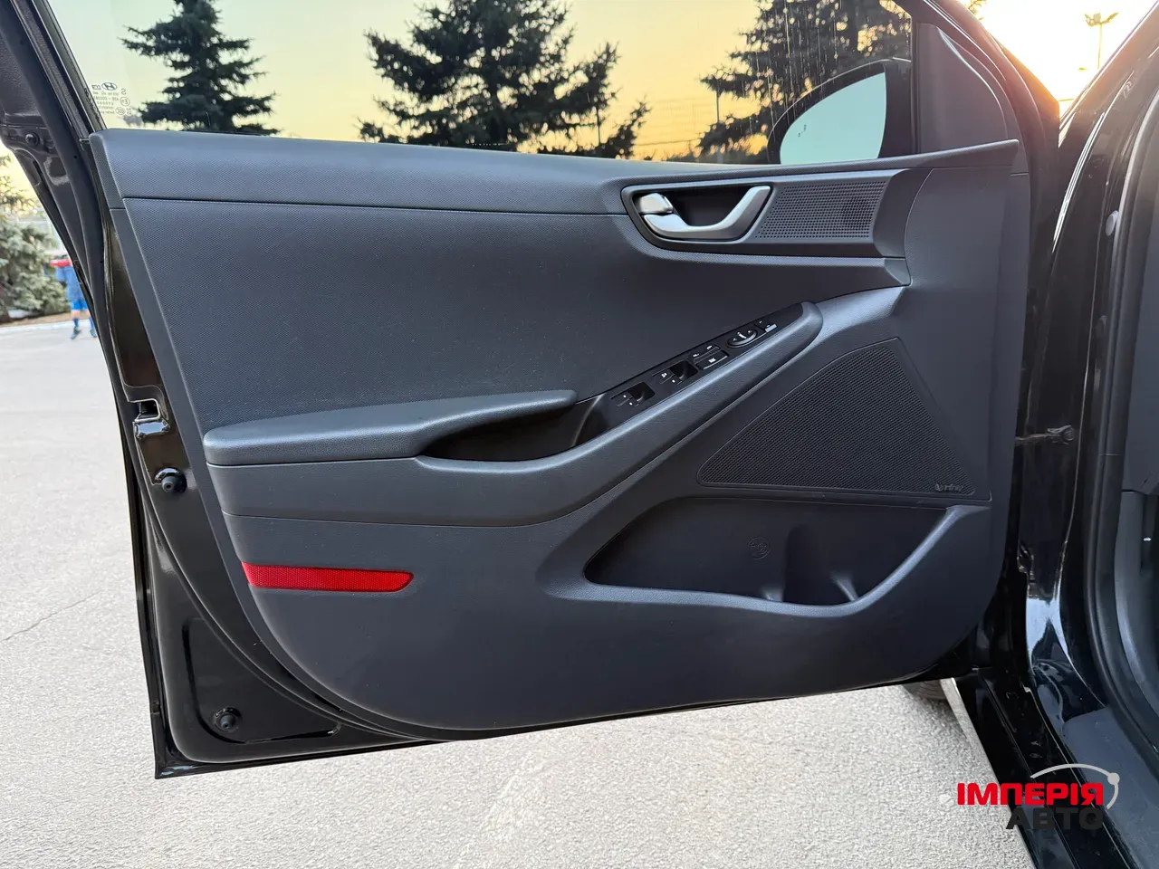 Hyundai IONIQ - фото 52