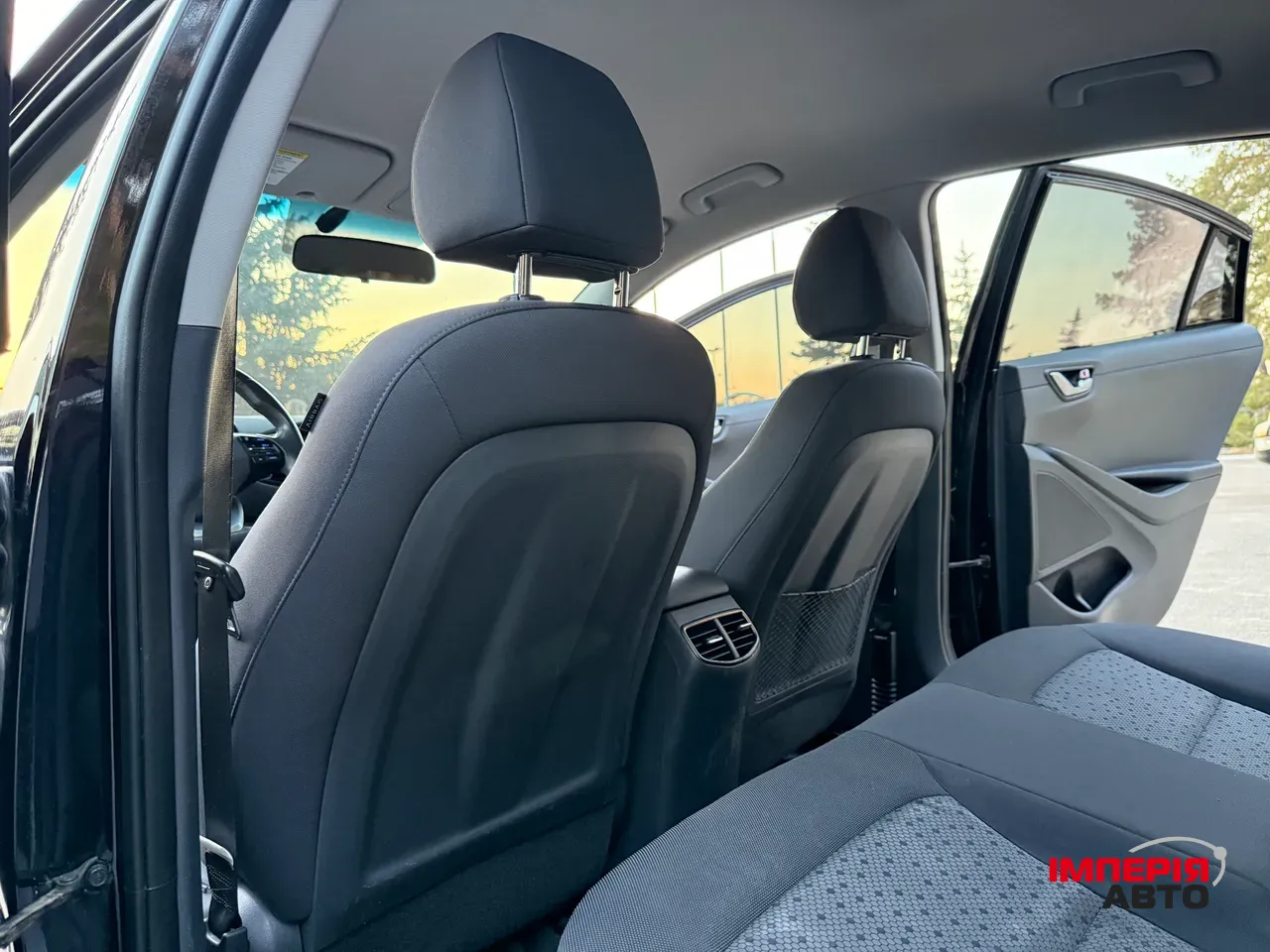 Hyundai IONIQ - фото 76