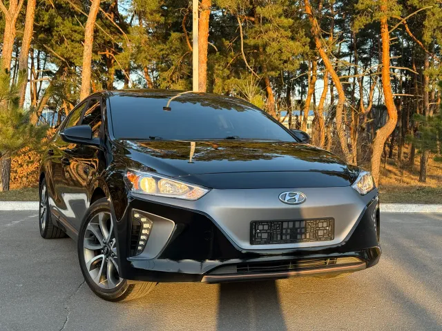 Hyundai IONIQ - фото 5