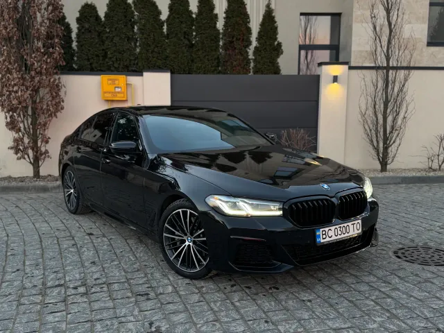BMW 5 серії - фото 1