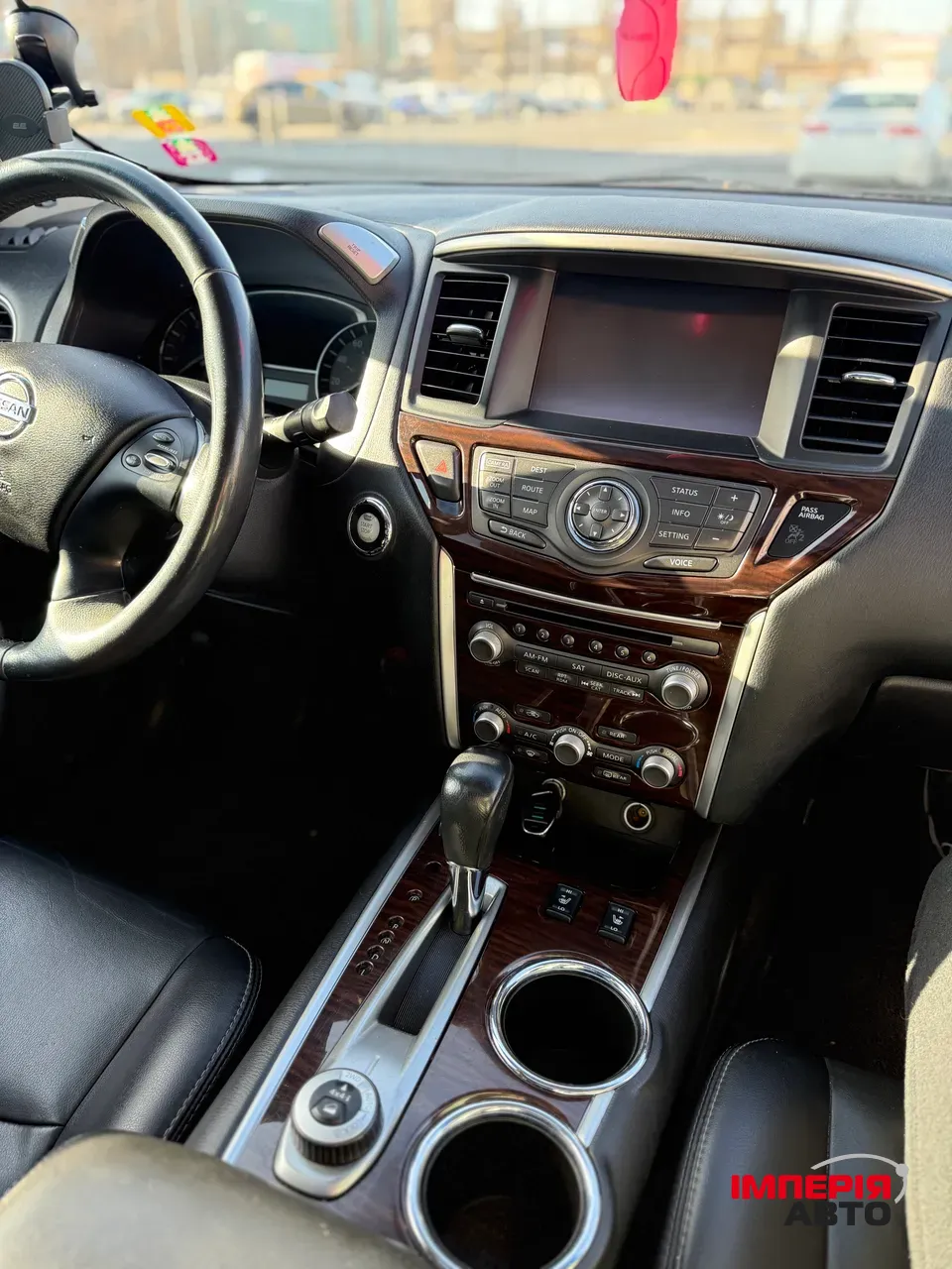 Nissan Pathfinder - фото 16