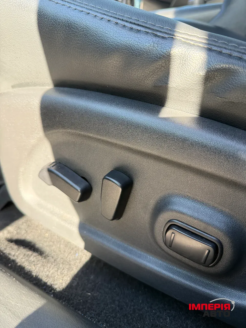 Nissan Pathfinder - фото 14