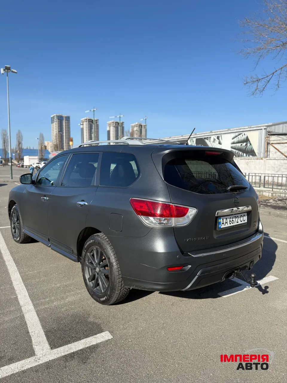 Nissan Pathfinder - фото 4