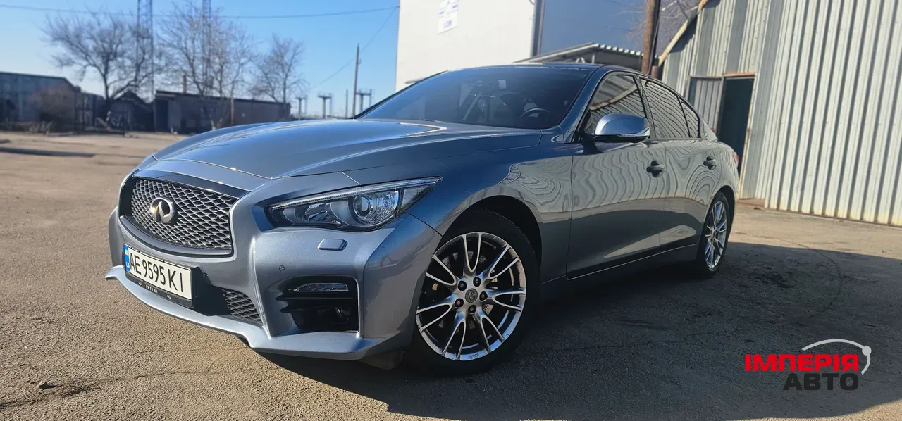 Infiniti Q50 - фото 1