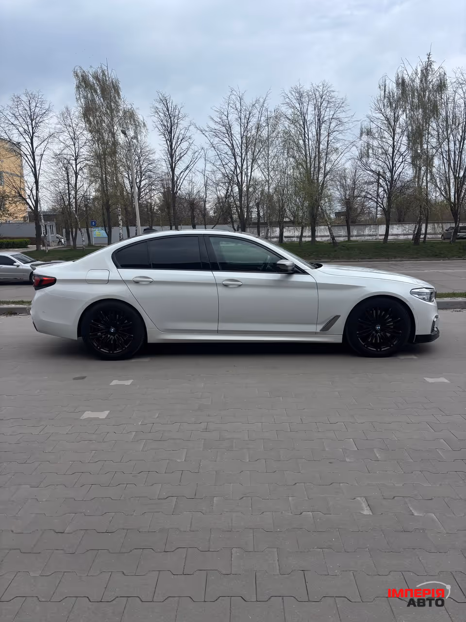 BMW 5 серії - фото 2