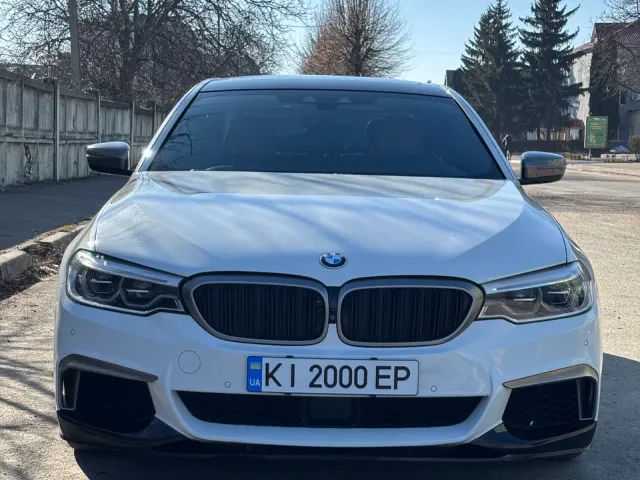 BMW 5 серії - фото 1