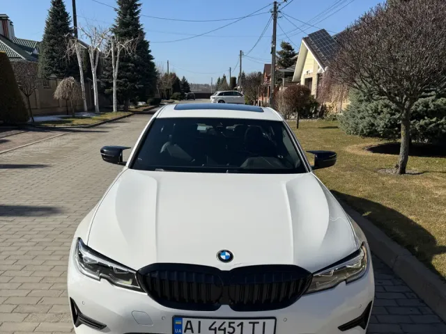 BMW 3 серії - фото 1