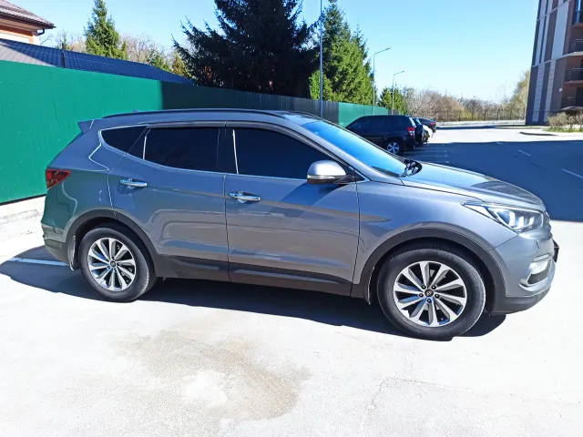 Hyundai Santa Fe - фото 3