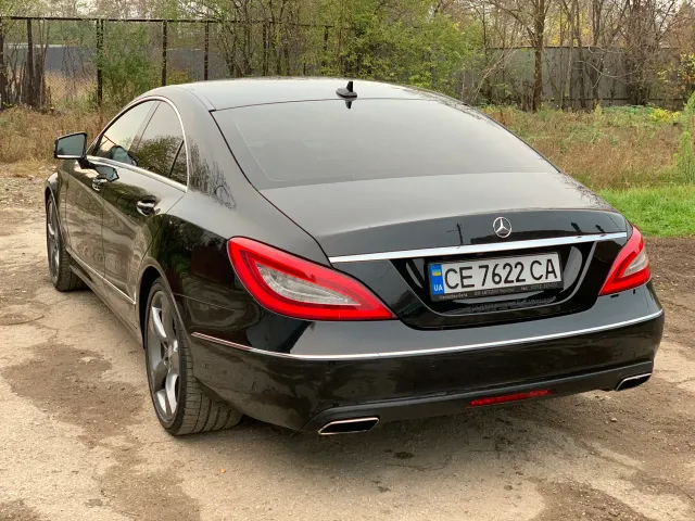Mercedes-Benz CLS - фото 1