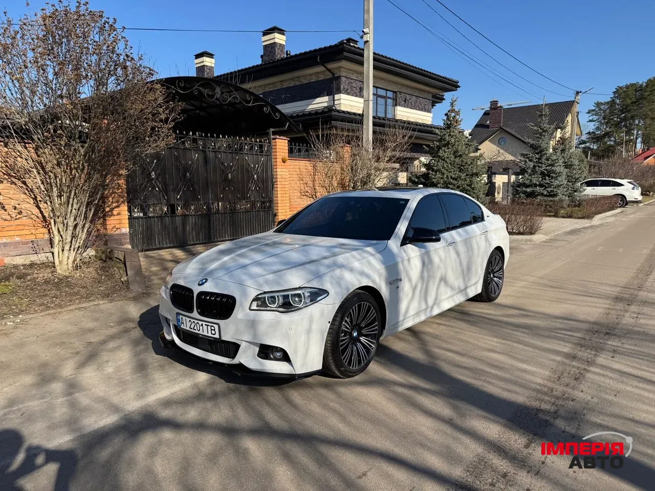 BMW 5 серії - фото 1